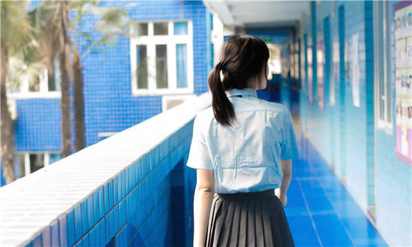 绿园如何找到一个可以帮助我生孩子的女人？